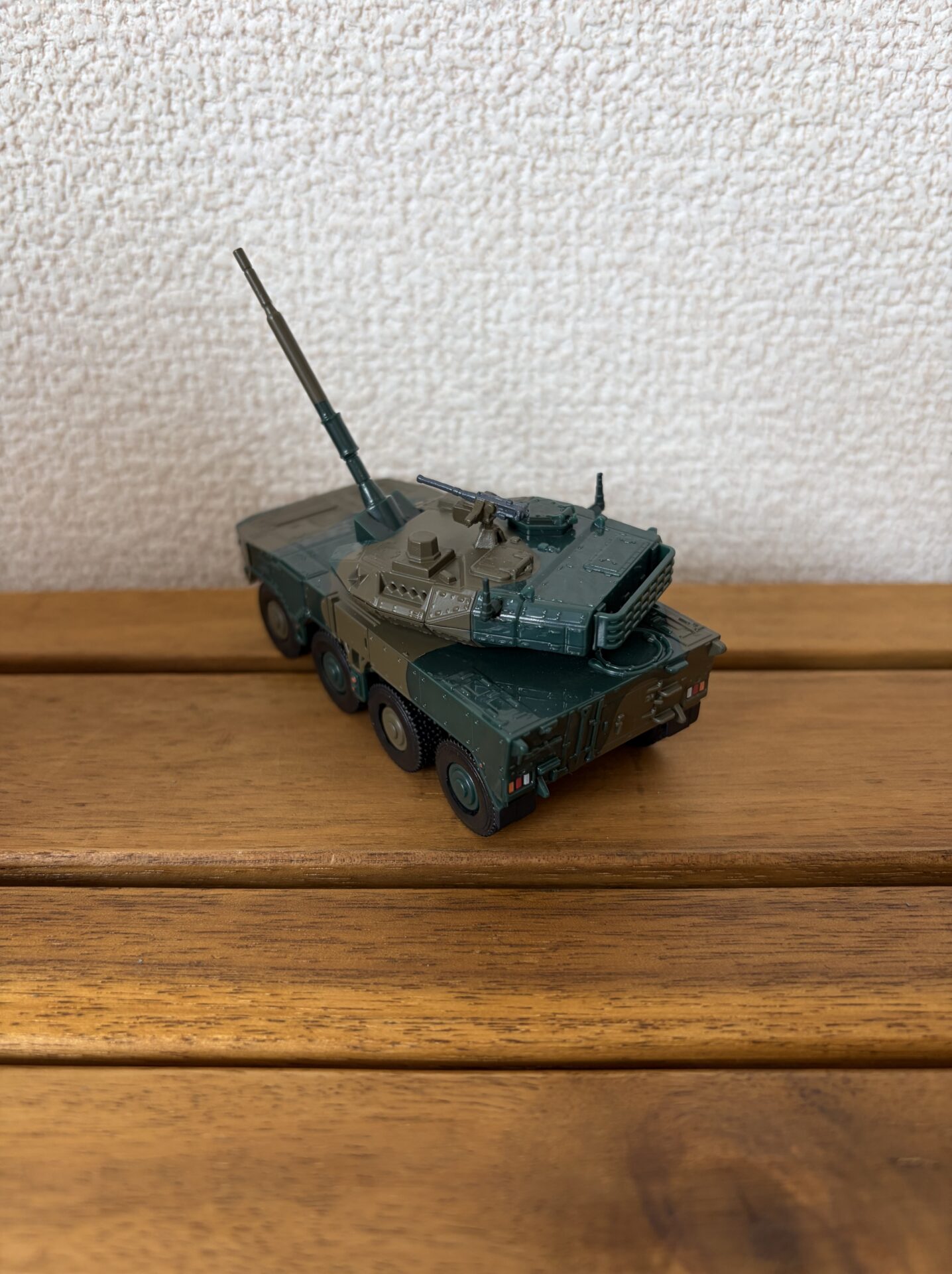 陸上自衛隊　自衛隊　プルプラ　トミカ　おもちゃ　戦車　16式戦車　戦闘機　はたらくくるま　ミリタリー
