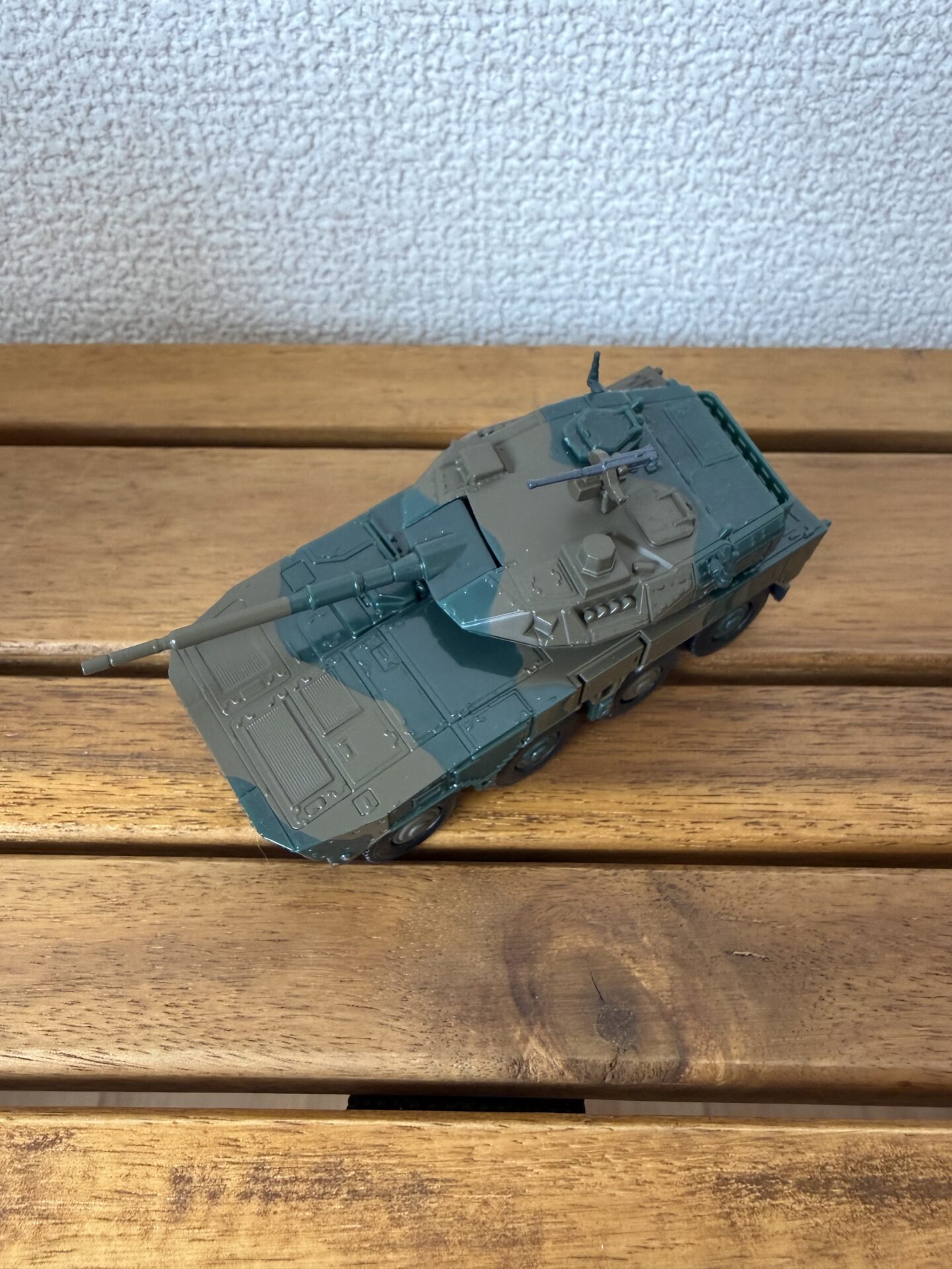 陸上自衛隊　自衛隊　プルプラ　トミカ　おもちゃ　戦車　16式戦車　戦闘機　はたらくくるま　ミリタリー